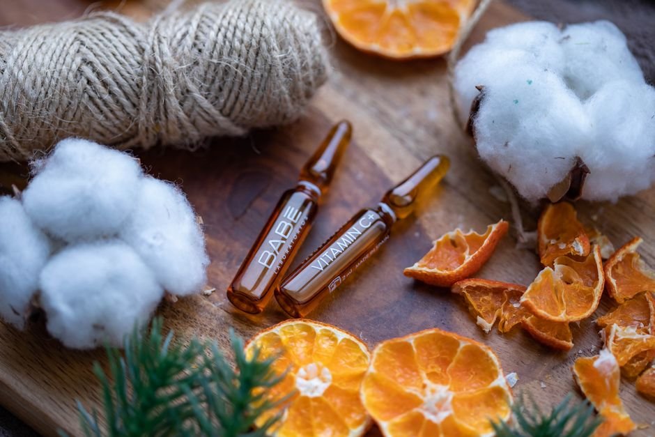 Benefits Of Using Vitamin C Serum — 2. Boosts Collagen Production
