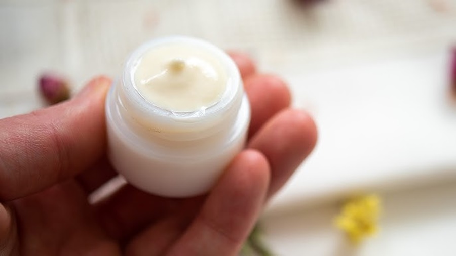 What Ingredients Should be in a Face Cream