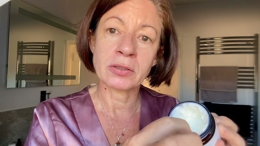 When Should Apply Face Cream