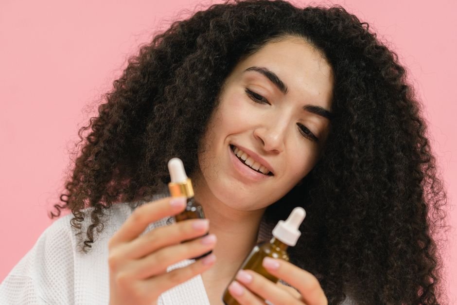 Hyaluronic Acid vs Salicylic Acid: Which Is Better? — What Is Salicylic Acid?