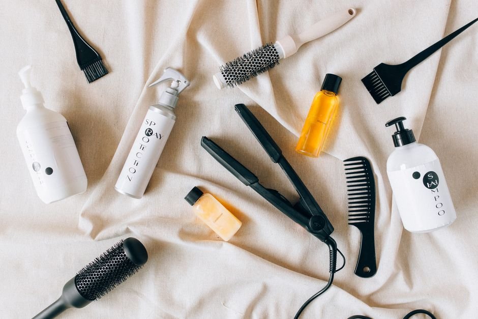 Dry Shampoo vs Regular Shampoo — What Is Dry Shampoo?