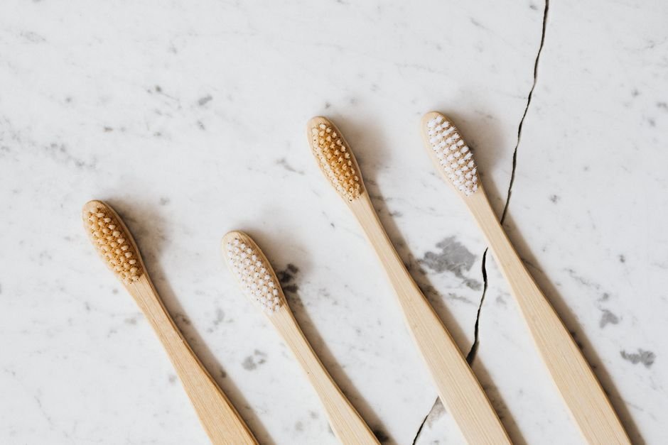 Electric Toothbrush vs Bamboo Toothbrush — What Is a Bamboo Toothbrush?