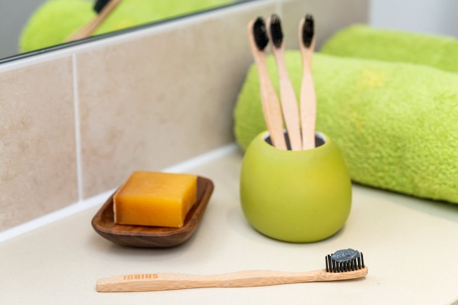 Electric Toothbrush vs Charcoal Toothbrush — 1. What Is an Electric Toothbrush?