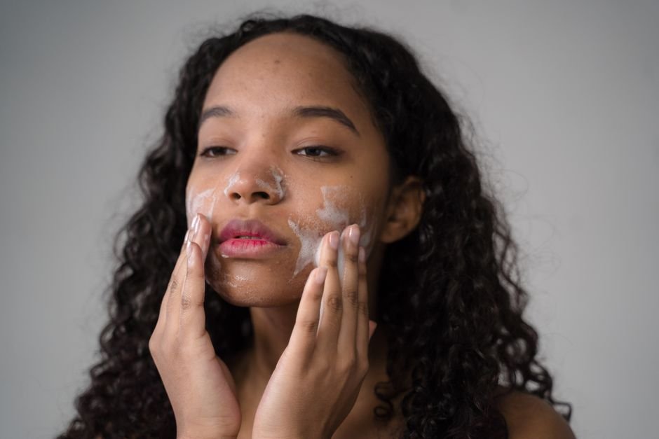 Face Wash vs Cleansing Balm — What Is a Face Wash?