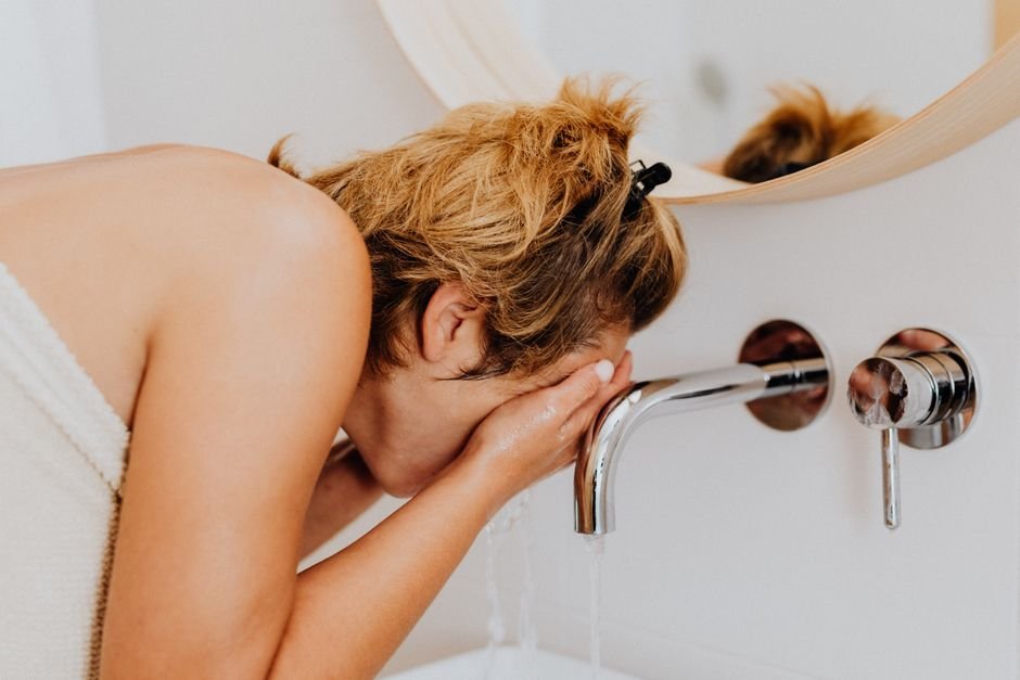 Face Wash vs Micellar Water — What Is Micellar Water?