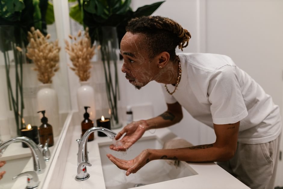 Face Wash vs Soap — What Is Soap?