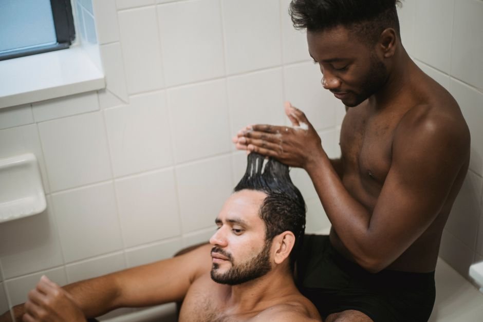 Which Body Wash is Best for Men: Top Picks for Every Skin Type