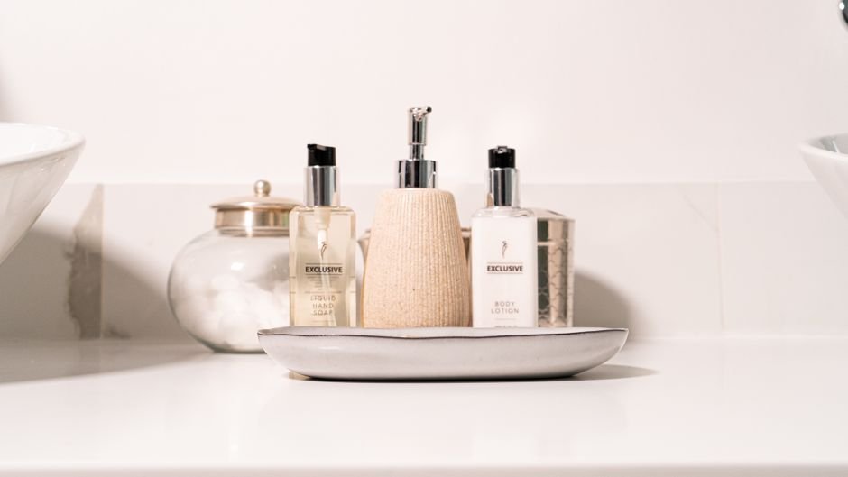 Body Wash and Lotion Set for Luxurious Skin Hydration