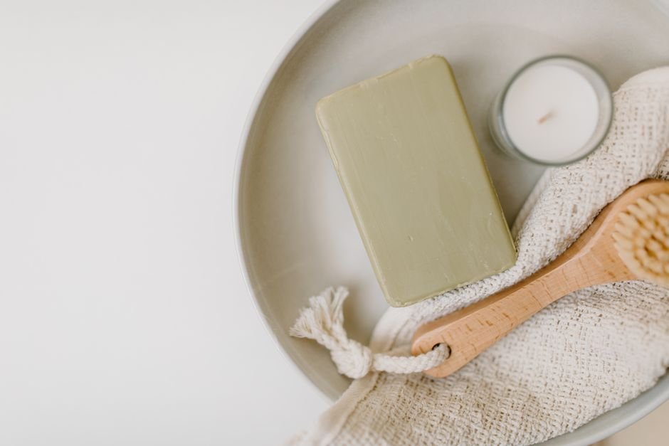 7 Best Exfoliating Acids for Beginners Under $