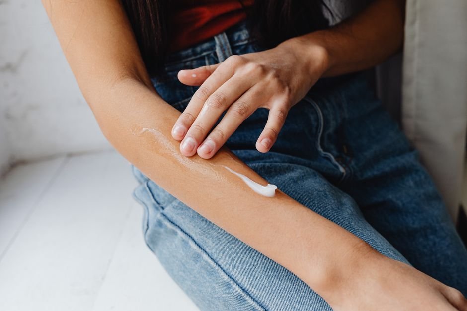 7 Best Moisturizing Ingredients for Dry Skin