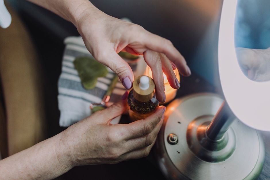 How to Create a Nighttime Skincare Routine for Glowing Sk